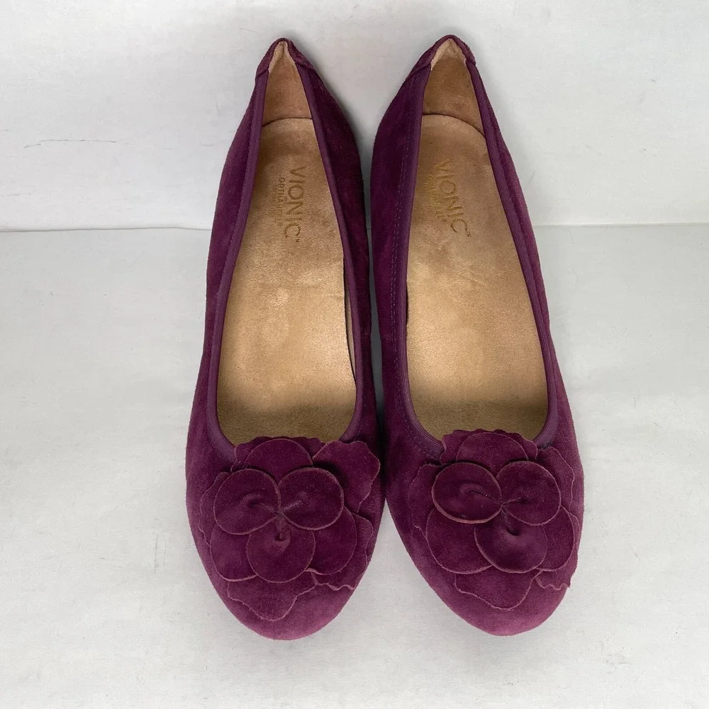 Vionic hayes pumps